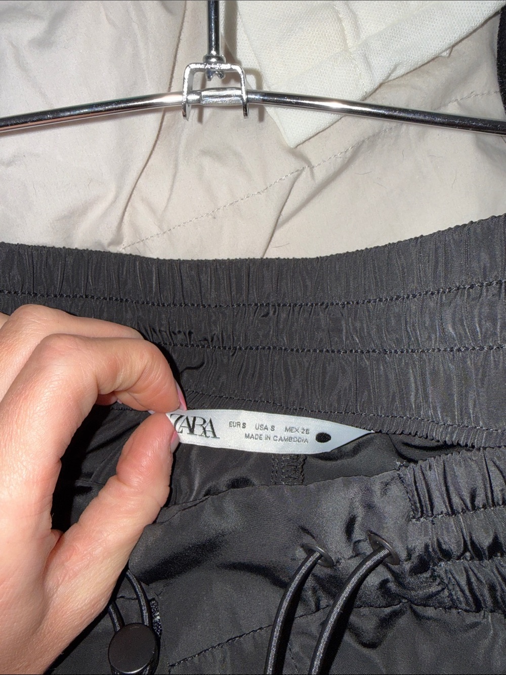 Zara Drawstring Jogger Pants - Picture 3 of 3